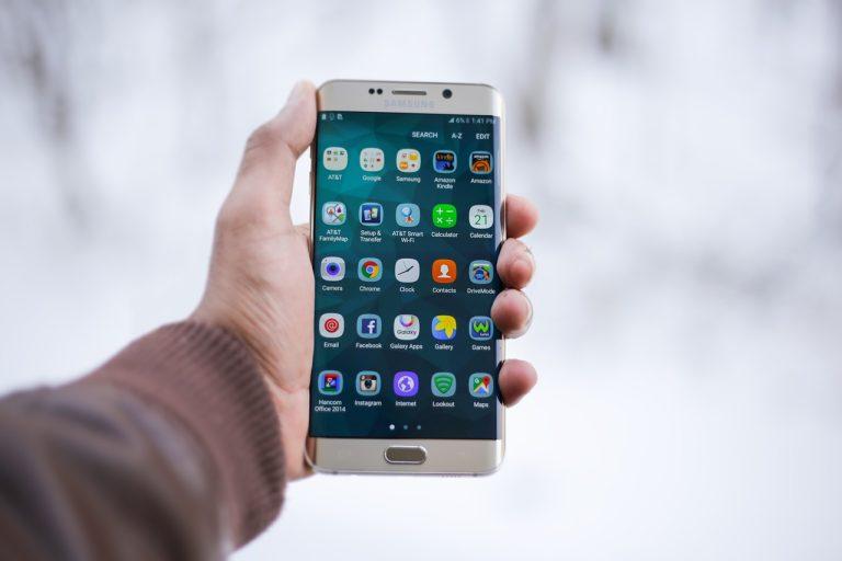 stergere cont facebook de pe telefon